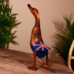 Сувенир «Утка - британка», 45 см, дерево