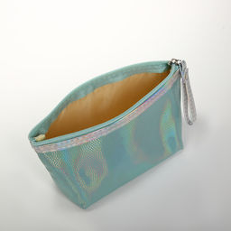 Косметичка простая на молнии, с ручкой, подкладом, голографическая, зелёная - Simaland фото 3