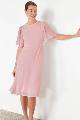 Pudra Etegi Volanl? A Kesim Sifon Midi Astarl? Dokuma Elbise TWOSS22EL00733