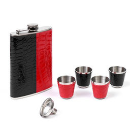 Подарочный набор 6 в 1 «Дубль», фляжка 270 мл, 4 рюмки, воронка, нержавеющая сталь, экокожа, чёрный, красный