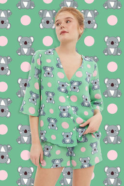 Trendyolmilla Cok Renkli Koala Desenli Viskon Sortlu Dokuma Pijama Tak?m? THMSS21PT0295