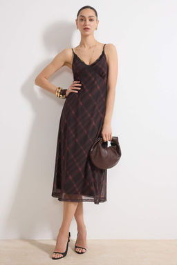 Cok Renkli Ekose Bodycon V Yaka Ince Ask?l? Kolsuz Buzgulu Maxi Tul Orme Elbise TWOSS26EL00149