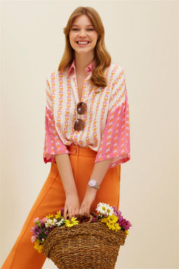 Женская розовая рубашка с длинным рукавом