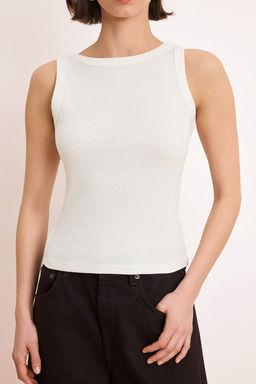 Wardrobe Essentials-Ekru Fitted/Vucuda Oturan Kolsuz Pamuk Ribana Orme Atlet TWOSS26AL00043