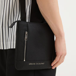 Сумка через плечо ARMANI EXCHANGE CAPRI