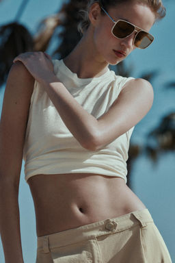 PANTAL?N CHINO BAJO VUELTA / Camel claro - Zara фото 3