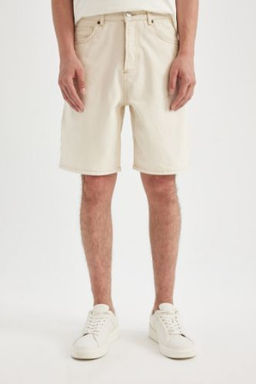 Straight Fit Jean Bermuda Sort