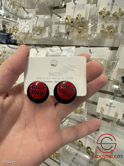 Женские серьги бижутерия