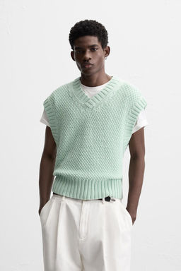 TEXTURED KNIT VEST - Zara фото 2