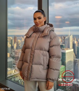 Куртка женская с капюшоном