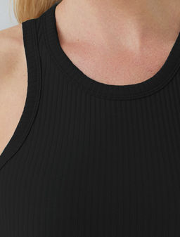 D42.116 Платье женское черный