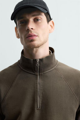 SUDADERA LAVADA CUELLO CREMALLERA / Marr?n oscuro - Zara фото 5