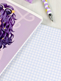 Цена за 5 штТетрадь, 48 л, клетка, арт. 66715/ 5 МОДНИЦЫ /А5+, мягкий переплёт (2 скобы), обложка - конгрев + выборочный ТВИН УФ-лак, мелованный картон 190 г/м?, Упаковка Ассорти/