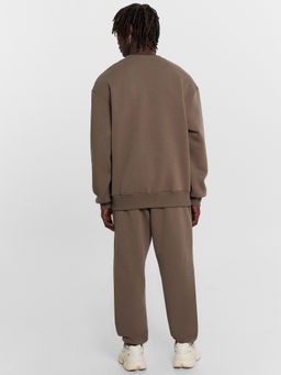 СПОРТИВНЫЙ КОСТЮМ МУЖСКОЙ КОРИЧНЕВЫЙ (ДЖЕМПЕР И БРЮКИ) торф 191021 - Mark formelle фото 4