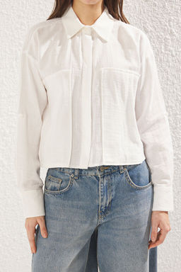 TRENDYOLMILLA Beyaz Muslin Kumas Buyuk Cep Detayl? Regular Normal Kal?p Crop Dokuma Gomlek TWOSS25GO00099 фото 6