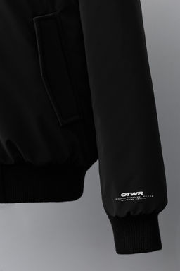 CAZADORA BOMBER ENGOMADA CAPUCHA FELPA DESMONTABLE / Negro - Zara фото 8