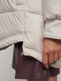 Куртка зимняя женская модная с мехом бежевого цвета 13301B - Visdeer фото 18