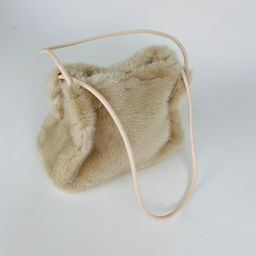 Сумка Пушистая меховая - Storyland фото 4