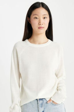 Regular Fit Yumusak Dokulu Bisiklet Yaka Basic Duz Triko Kazak