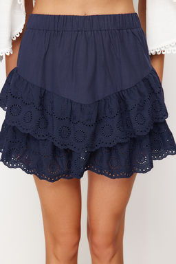 TRENDYOLMILLA Plaj Giyim Briddal Beyaz Mini Dokuma Brode Detayl? Flaml? Pamuk Plaj Etek TBESS24ET00004 фото 30