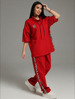 Олимпия костюм женский (алый)