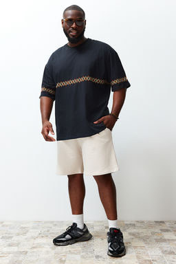 TRENDYOL MAN Buyuk Beden Siyah Oversize/Genis Kesim %100 Pamuklu Etnik Nak?sl? Rahat T-Shirt TMNSS24BF00008 - Trendyolmilla фото 2