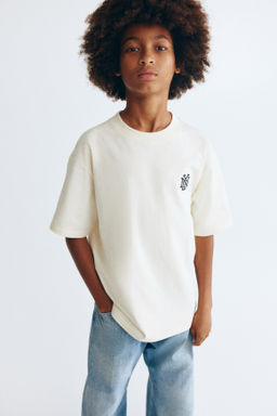 Camiseta estampada de corte holgado
