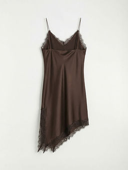 V Yaka Dantel Detayl? Saten Bluz