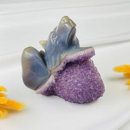 Волк резной из камня Агат серый с аметистовой жеодой - Радуга самоцветов фото 2