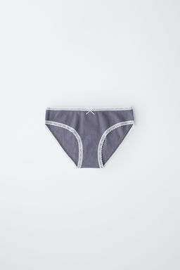 AGES 6-14 / THREE-PACK OF LACE BRIEFS