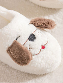 Hayvan Nak??l? Kad?n Ev Terli?i