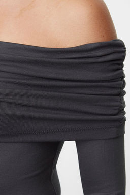 Trendyolmilla Siyah Asimetrik Yaka Fitted/Vucuda Oturan Esnek Orme Bluz TWOAW25BZ00262  фото 9