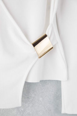 Ekru Selanik Aksesuar Detayl? Anvelop Uzun Kollu Orme Bluz TWOAW26BZ00115