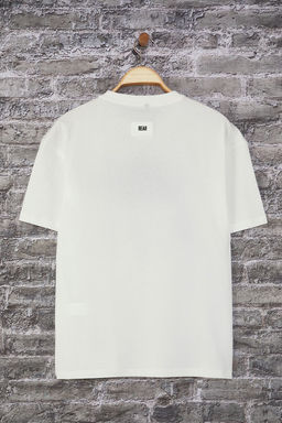 TRENDYOL MAN Ekru Oversize/Genis Kesim Aplike Sapka Detayl? %100 Pamuklu K?sa KolT-Shirt TMNSS25TS00016 - Trendyolmilla фото 24