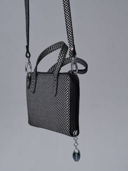 Сумка кожаная Azaro 30850 черный-звезды