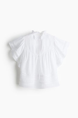 Blusa con lazada