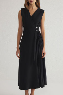 TRENDYOLMILLA Siyah Etegi Belden Ac?lan Aksesuar Detayl? Piliseli Midi Dokuma Elbise TWOSS25EL00143  фото 8