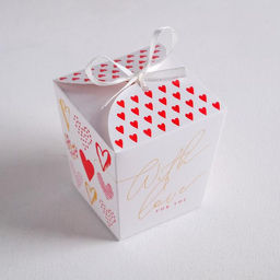 Цена за 5 шт. Коробка бонбоньерка, упаковка подарочная, With love, 8×7.5×6 см см