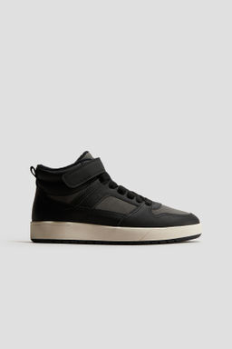 Zapatillas deportivas con forro c?lido