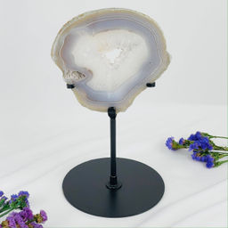 Срез Агата на подставке