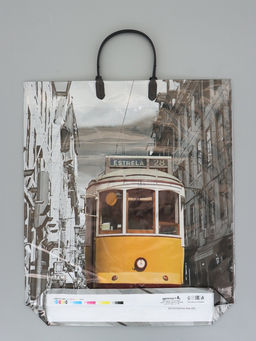 Цена за 5 шт. Пакет "Лиссабон", полиэтиленовый с пластиковой ручкой, 38 х 45 + 3 см, 90 мкм