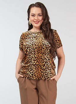 Великолепная блуза изготовлена из бархата ультрамодного леопардового принта