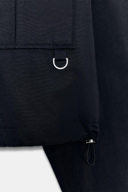 CHAQUETA CORTA CUELLO SUBIDO / Marino