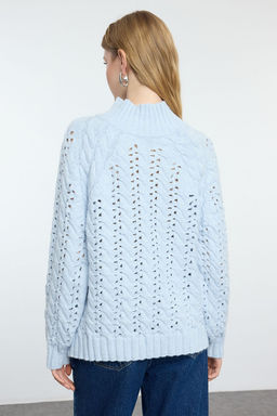 Ac?k Mavi Yumusak Dokulu Genis Kal?p Ajurlu/Delikli Dik Yaka Triko Kazak TWOAW25KZ00319 - Trendyolmilla фото 5