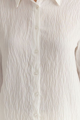 TRENDYOLMILLA Beyaz Cizgili Dokulu Kumas Regular Normal Kal?p Dokuma Gomlek TWOSS25GO00013  фото 9