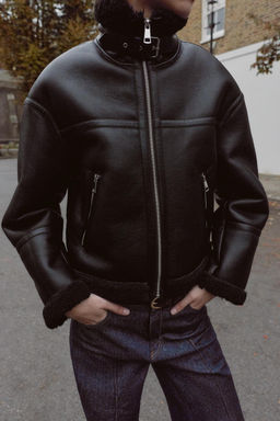 LEATHER EFFECT HIGH-WAIST BERMUDA SHORTS - Zara фото 8