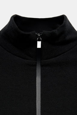 CAMISETA SEAMLESS CON LANA MERINO SKI COLLECTION / Negro