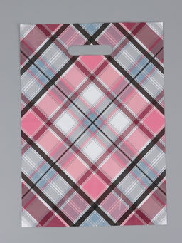 Цена за 50 шт. Пакет "Шотландка", полиэтиленовый с вырубной ручкой, 29 х 40 см, 35 мкм