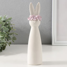 Фигурка керамика «Зайка в сиреневом цветочном веночке», 4.6×3.9×18.6 см