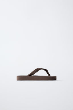 SANDALIAS HAVAIANAS ® x ZARA / Marr?n